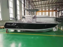 Ombra 580 aluminum fisihing boat with center control